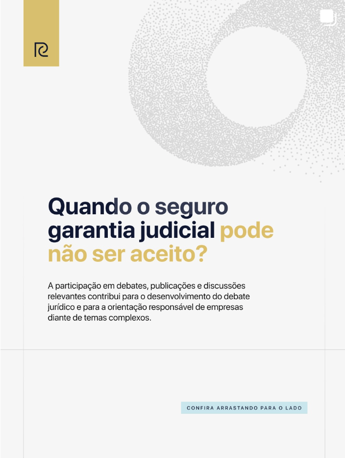 Carrossel institucional em composição clara